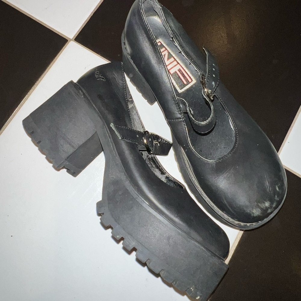 Unif Mary Jane’s